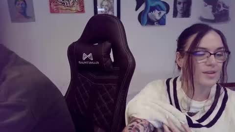 Snapshot of vagelicious chatting on 10/05/25, 09:34 vagelicious online show from 10/05/25, 09:34