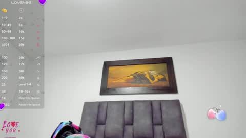 Vahiolet smith online show from 06/13/26, 03:15