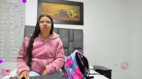 Vahiolet smith online show from 07/21/26, 11:56