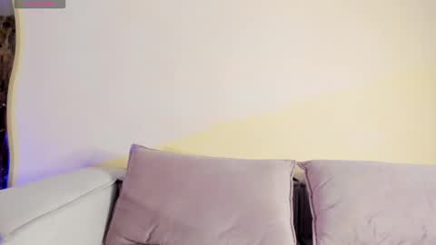 Vahl new and only account online show from 09/18/25, 02:35