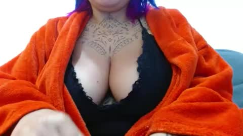 Vah Oliver online show from 11/30/25, 03:16