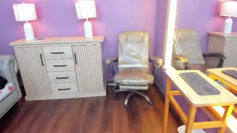 Vaiolet Harris online show from 07/09/26, 11:47