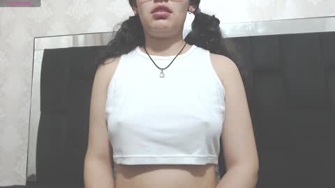 Vainilla online show from 01/10/25, 05:37