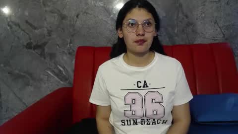 Snapshot of vainilla_cam chatting on 01/12/26, 01:11 Vainilla online show from 01/12/26, 01:11