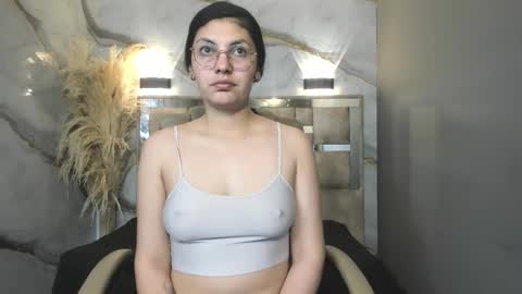 Snapshot of vainilla_cam chatting on 03/12/26, 01:34 Vainilla online show from 03/12/26, 01:34