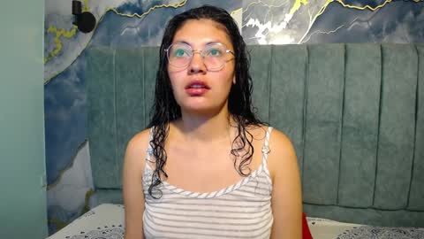 Snapshot of vainilla_cam chatting on 04/11/26, 02:05 Vainilla online show from 04/11/26, 02:05