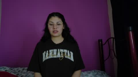 Snapshot of vainilla_cam chatting on 05/11/26, 01:44 Vainilla online show from 05/11/26, 01:44