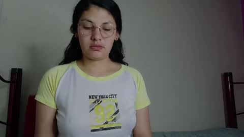 Snapshot of vainilla_cam chatting on 05/30/26, 01:14 Vainilla online show from 05/30/26, 01:14