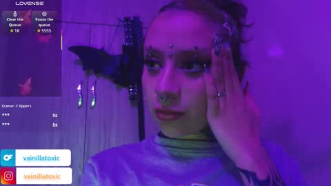Snapshot of vainilla_l chatting on 03/06/26, 01:35 Vainilla Independent model online show from 03/06/26, 01:35