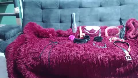 vaiolet online show from 10/09/25, 07:17