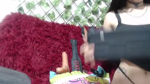 vaiolet online show from 10/28/25, 05:11