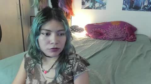 Snapshot of vaioletuwu chatting on 02/01/26, 04:55 Vaiolet1314 online show from 02/01/26, 04:55