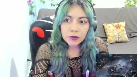 Snapshot of vaioletuwu chatting on 02/07/26, 12:47 Vaiolet1314 online show from 02/07/26, 12:47