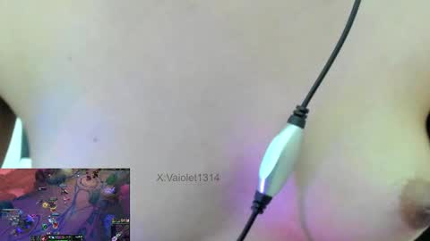 Snapshot of vaioletuwu chatting on 02/21/26, 06:14 Vaiolet1314 online show from 02/21/26, 06:14