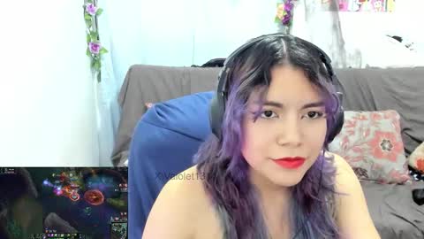 Snapshot of vaioletuwu chatting on 03/24/26, 11:21 Vaiolet1314 online show from 03/24/26, 11:21