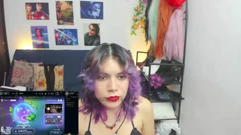 Snapshot of vaioletuwu chatting on 04/17/26, 03:09 Vaiolet1314 online show from 04/17/26, 03:09