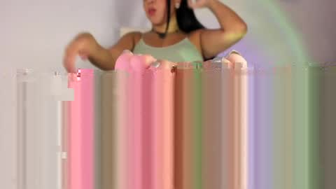 Snapshot of val_feetqueen chatting on 04/20/26, 08:10 Valeria online show from 04/20/26, 08:10