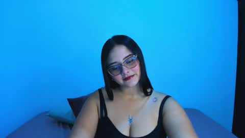 Valeria online show from 09/11/25, 02:22