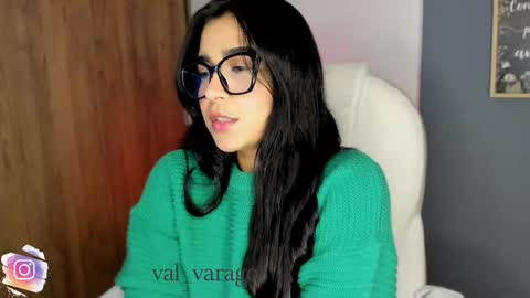 val_varago online show from 12/22/25, 04:09
