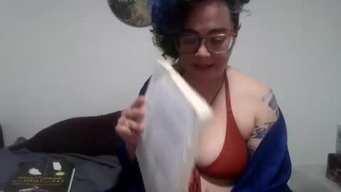 valarieak online show from 10/07/25, 03:36