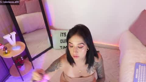 Snapshot of vale466 chatting on 09/10/25, 11:05 Valeria online show from 09/10/25, 11:05