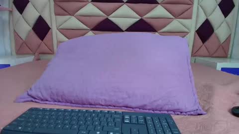 Valentina online show from 10/06/25, 07:22