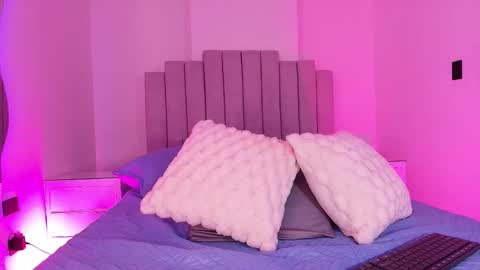 Valentina online show from 11/29/25, 08:01