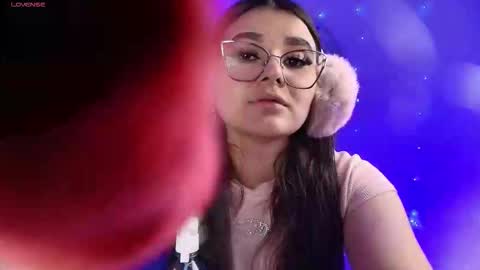 Tifanny  online show from 12/16/25, 07:52