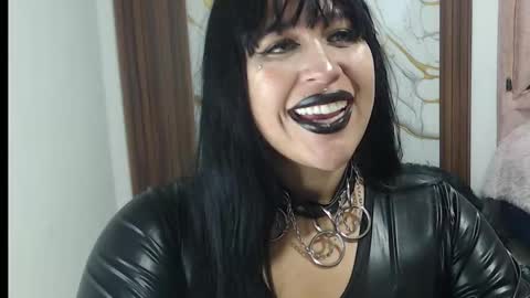 Snapshot of valen_ross7 chatting on 03/12/26, 05:52 valen_ross7 online show from 03/12/26, 05:52