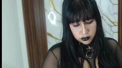 Snapshot of valen_ross7 chatting on 03/22/26, 10:07 valen_ross7 online show from 03/22/26, 10:07