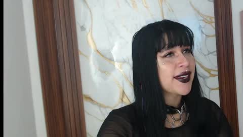 Snapshot of valen_ross7 chatting on 04/02/26, 02:37 valen_ross7 online show from 04/02/26, 02:37