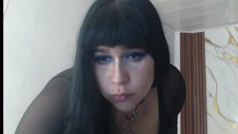 Snapshot of valen_ross7 chatting on 06/10/26, 08:13 valen_ross7 online show from 06/10/26, 08:13