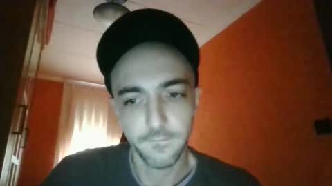 valenciano6666 online show from 10/28/25, 09:13