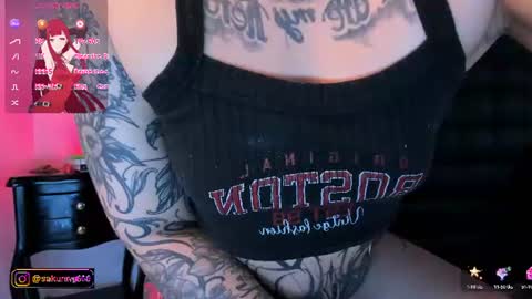 Snapshot of valengray chatting on 06/13/26, 12:14 Valen online show from 06/13/26, 12:14