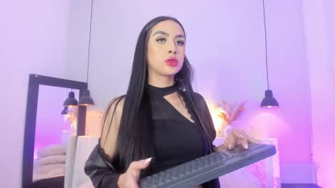 Snapshot of valenn__smith chatting on 01/16/25, 07:20 Valentina online show from 01/16/25, 07:20