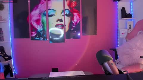 Valen  online show from 12/30/24, 07:32