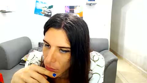 Snapshot of valentina028 chatting on 06/11/26, 10:13 valentina028 online show from 06/11/26, 10:13
