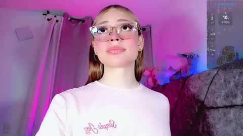 Snapshot of valentina_alba chatting on 02/07/26, 11:52 Valentina online show from 02/07/26, 11:52