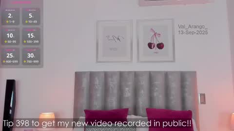 Val arango  online show from 09/13/25, 11:04