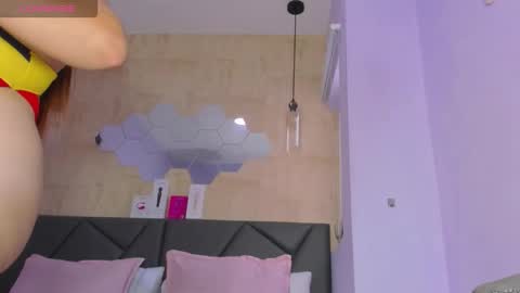 Velentina  online show from 06/11/26, 02:15