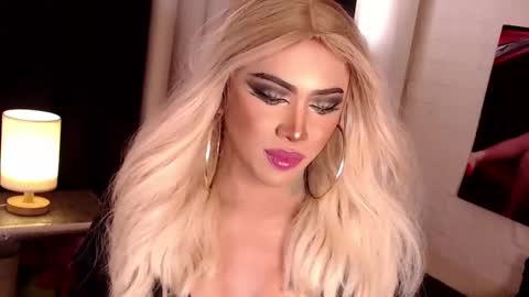 Amanda online show from 12/15/24, 04:51