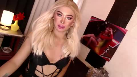 Amanda online show from 12/22/24, 12:17