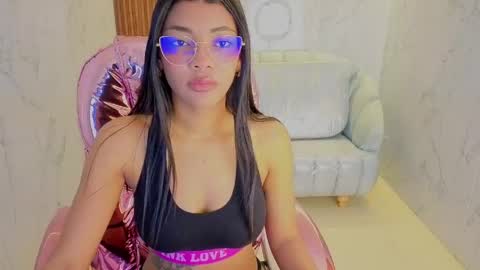 Snapshot of valentina_gomez_s chatting on 05/23/26, 12:31 Valentina online show from 05/23/26, 12:31