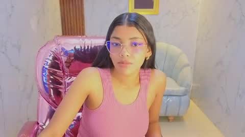 Snapshot of valentina_gomez_s chatting on 05/26/26, 12:34 Valentina online show from 05/26/26, 12:34