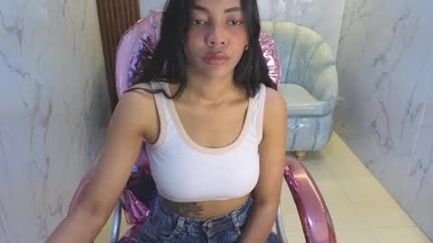 Snapshot of valentina_gomez_s chatting on 06/03/26, 12:30 Valentina online show from 06/03/26, 12:30