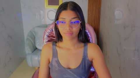 Snapshot of valentina_gomez_s chatting on 06/13/26, 12:25 Valentina online show from 06/13/26, 12:25