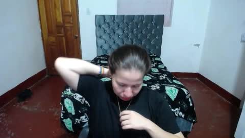 Snapshot of valentina_hz chatting on 10/27/25, 11:36 valentina_hz online show from 10/27/25, 11:36