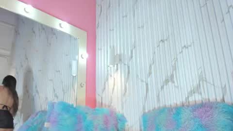 Snapshot of valentina_lux1 chatting on 11/10/25, 07:24 Valentina online show from 11/10/25, 07:24