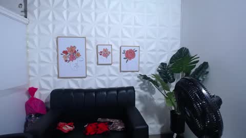 Valentina  online show from 01/21/25, 10:41