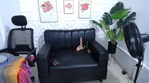 Valentina  online show from 01/23/25, 07:00